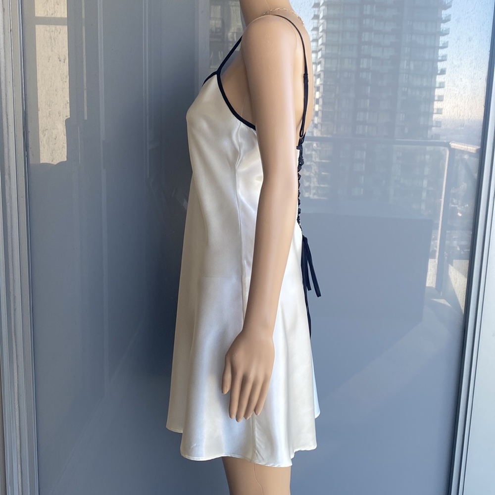 La Vie En Rose  Cream Slip Dress - Picture 6 of 10